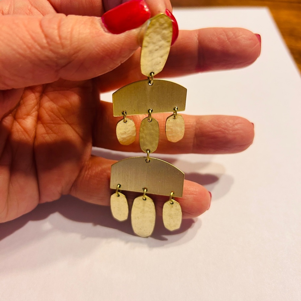 Chic Kenra Scott  Gold Dangle Earrings - Picture 2 of 2